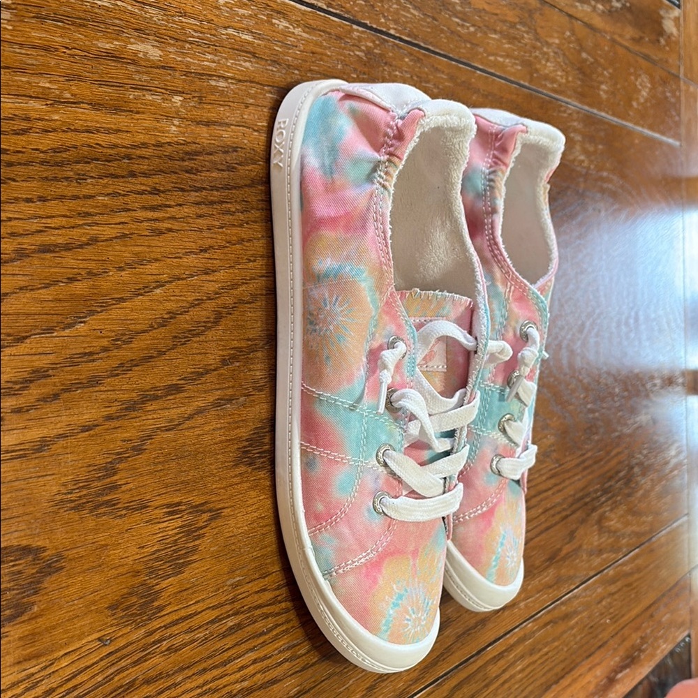 Roxy Pink and Blue Casual Sneakers - Picture 3 of 4